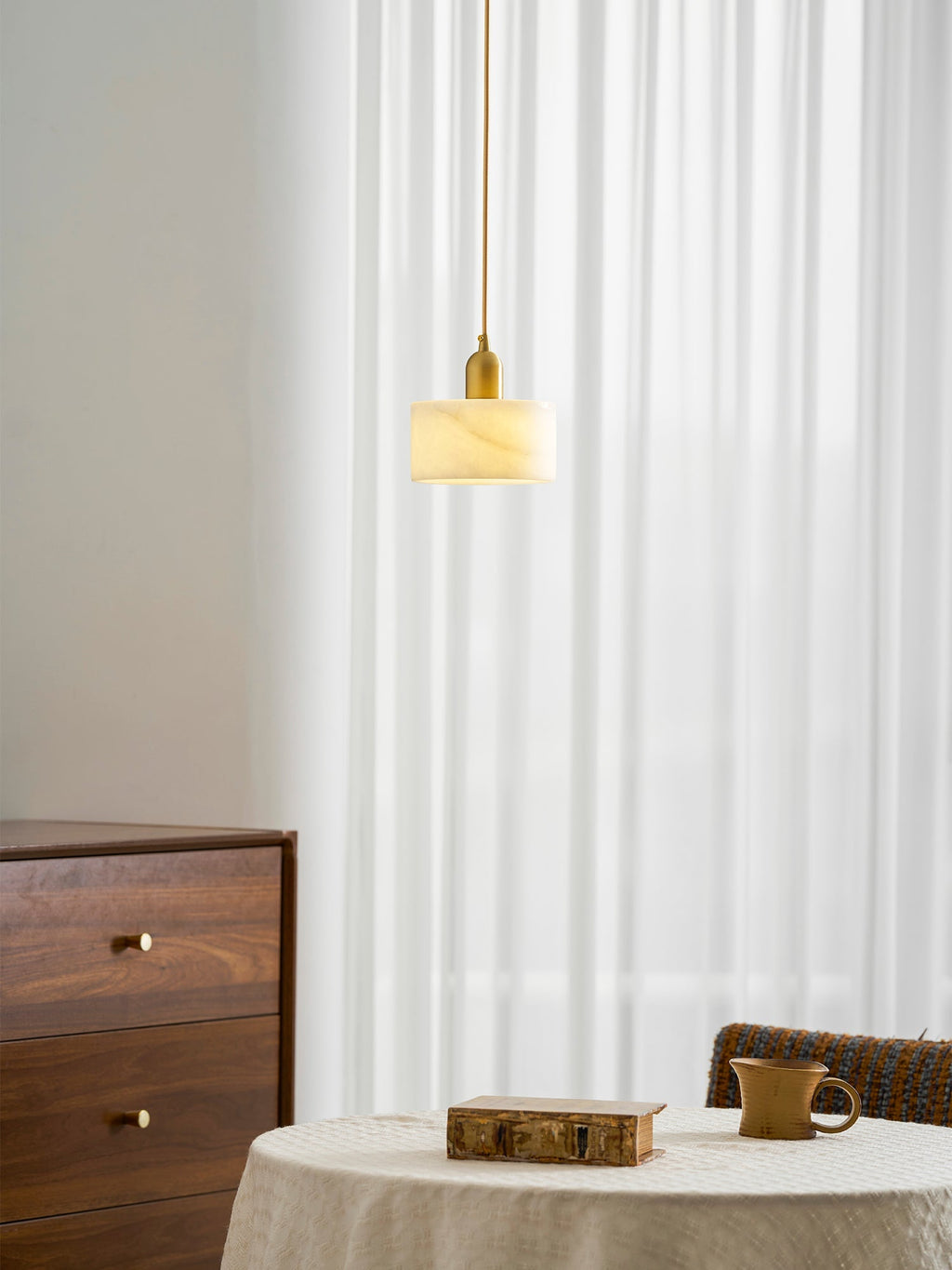 Odyssey cilindervormige hanglamp van massief albast