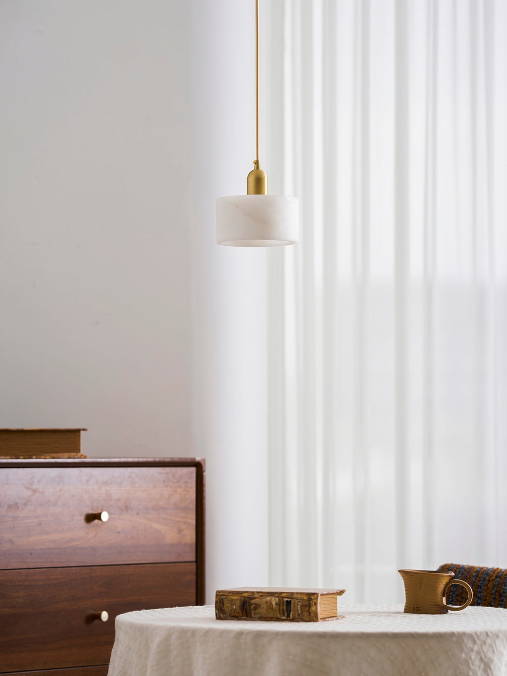 Odyssey cilindervormige hanglamp van massief albast