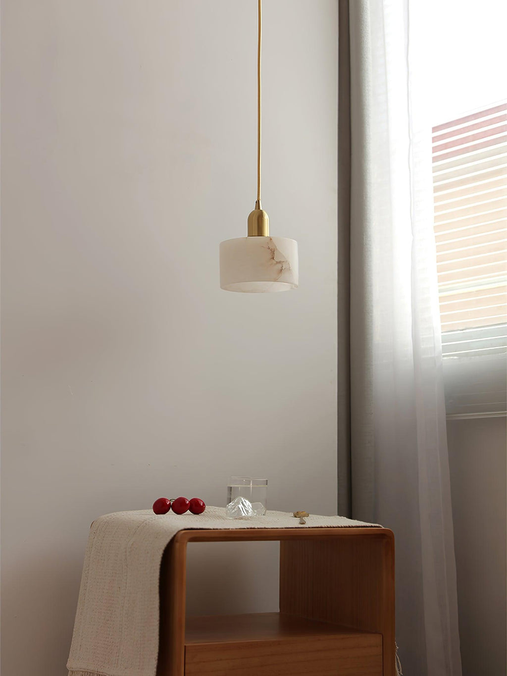 Odyssey cilindervormige hanglamp van massief albast
