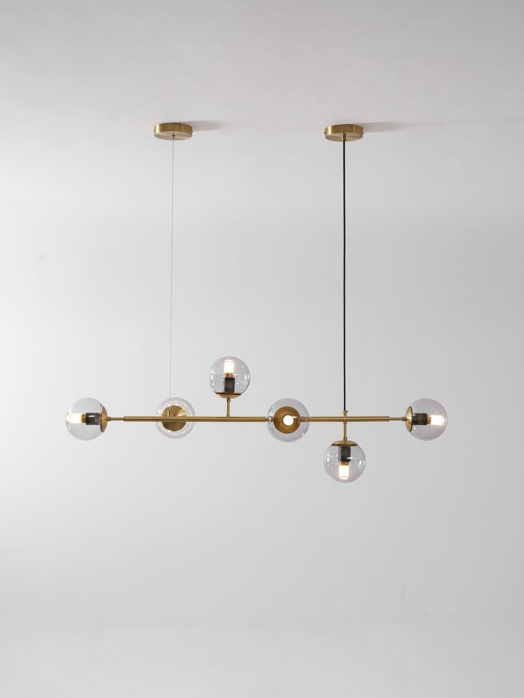 Minimalistische modulaire bolvormige kroonluchter