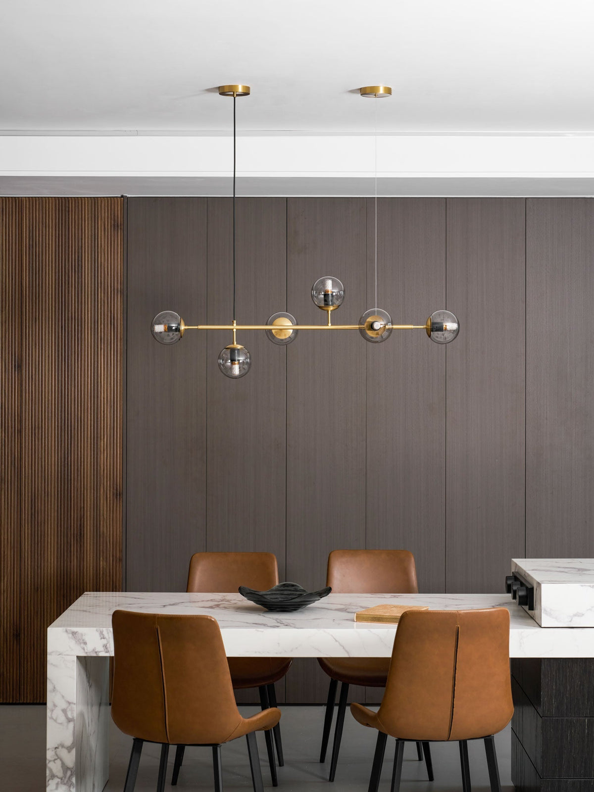 Minimalistische modulaire bolvormige kroonluchter
