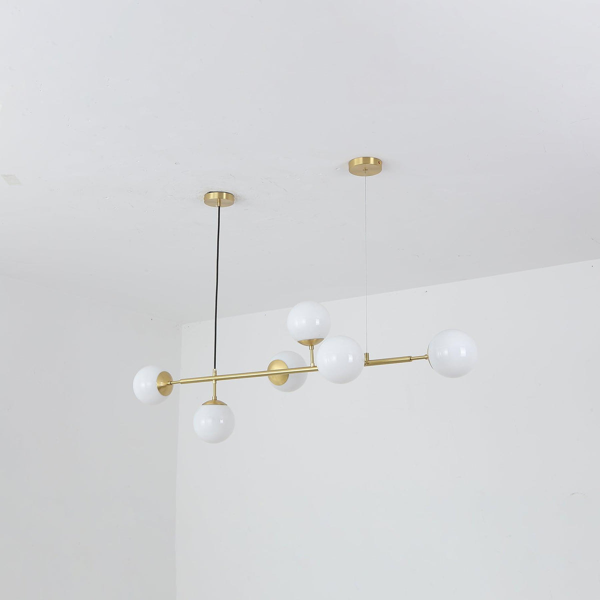 Minimalistische modulaire bolvormige kroonluchter