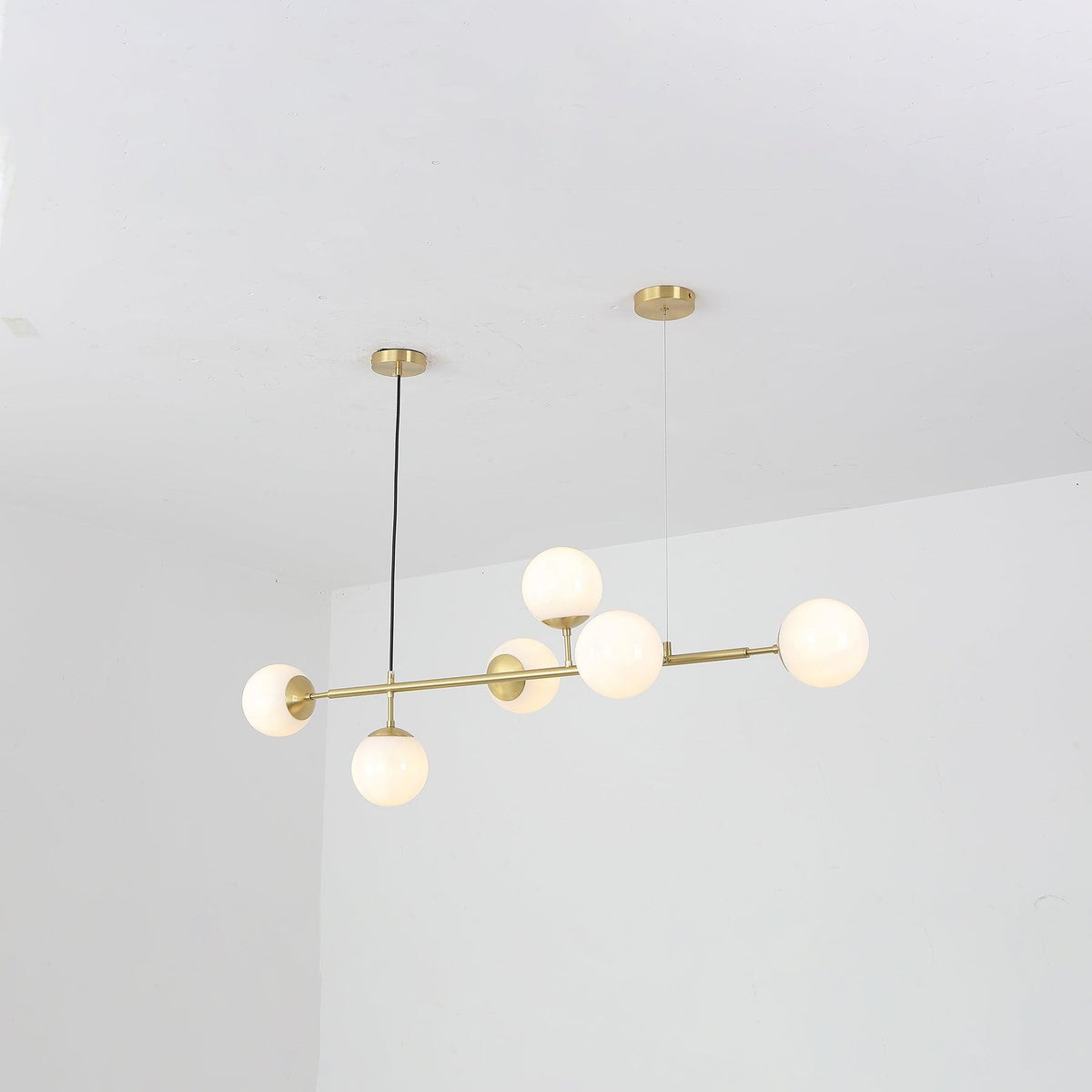 Minimalistische modulaire bolvormige kroonluchter