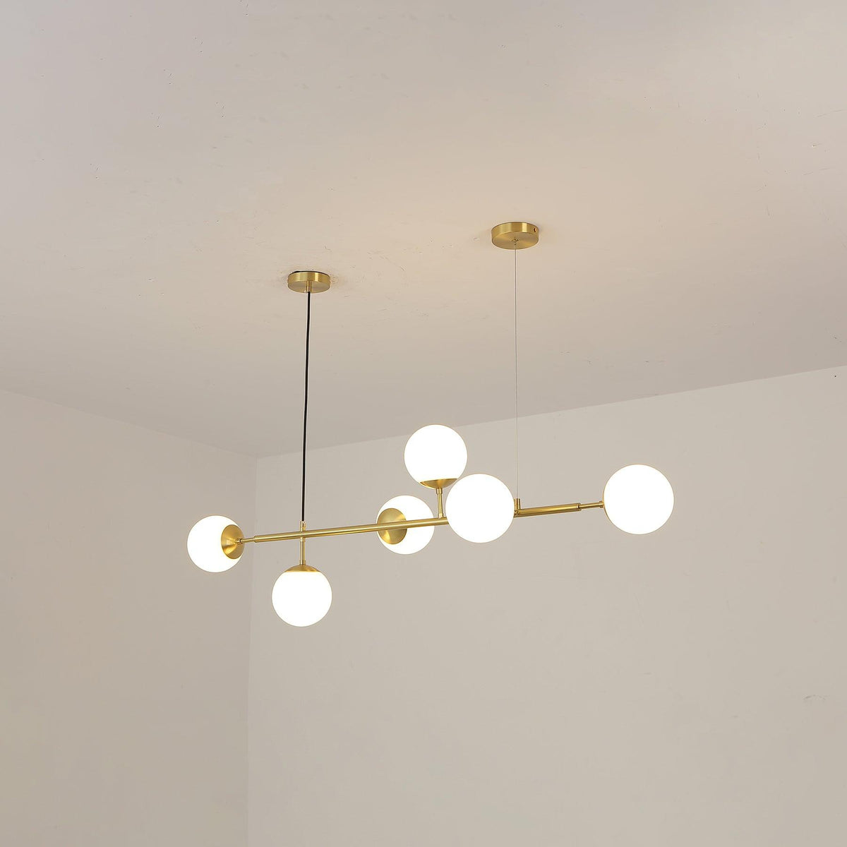 Minimalistische modulaire bolvormige kroonluchter