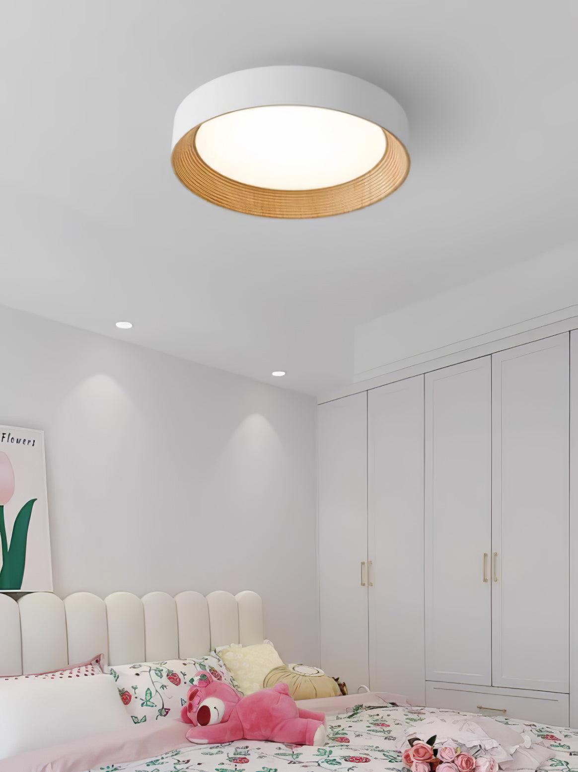 Oreen Deckenleuchte — Rundes Profil, einstellbare Farbtemperaturen, Weißeiche und Schwarznuss