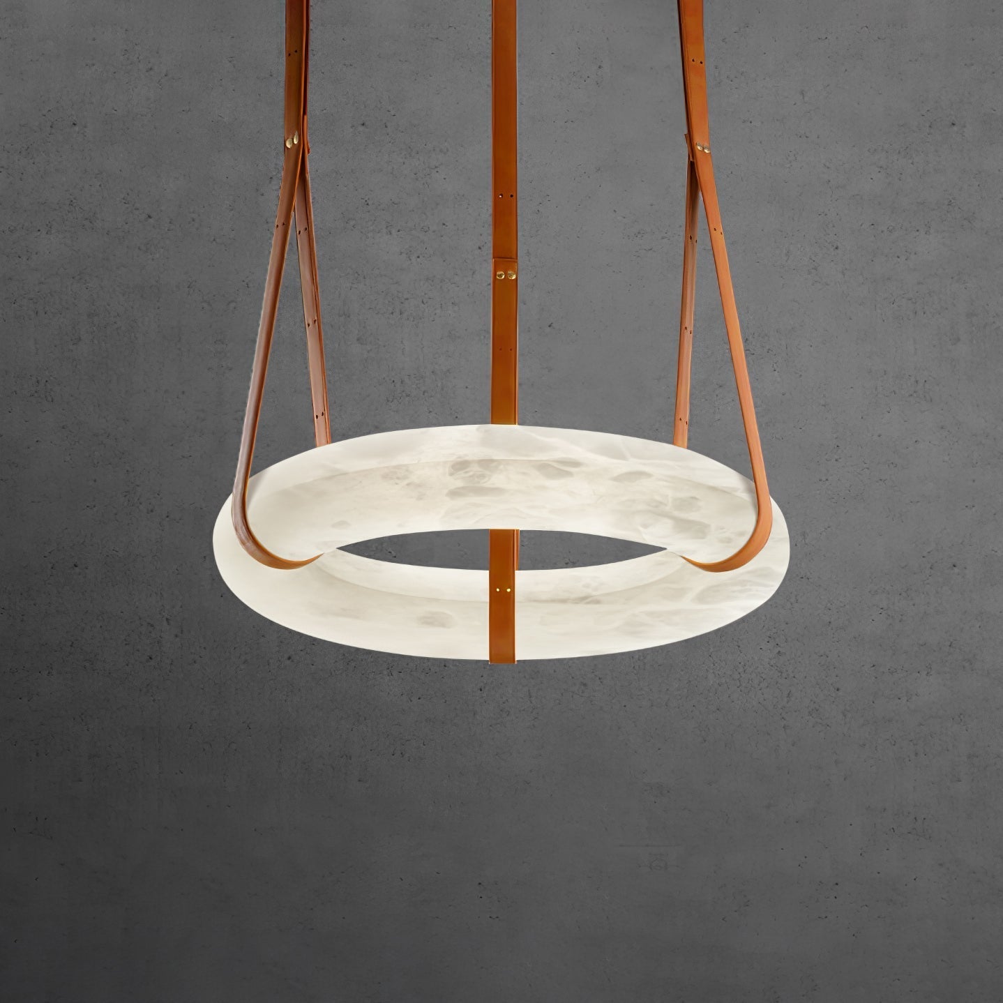 Oslo Alabaster Pendelleuchte A — handgeschnitzter Alabasterring, Lederband