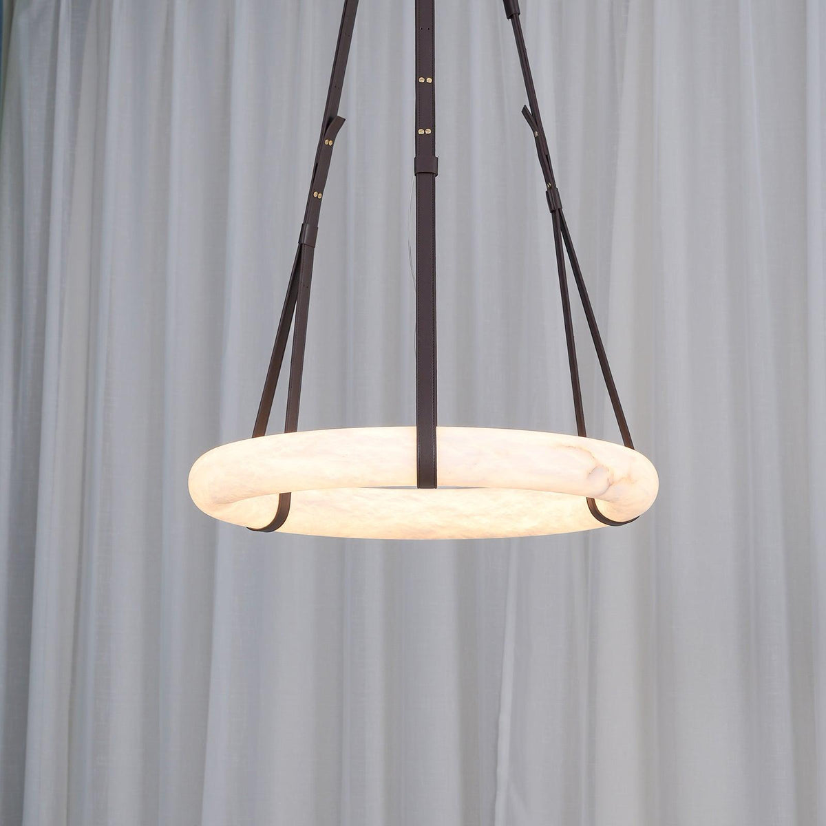 Étoile Pendant Light Alabaster Ring Leather Straps Scandinavian - Neutralighting