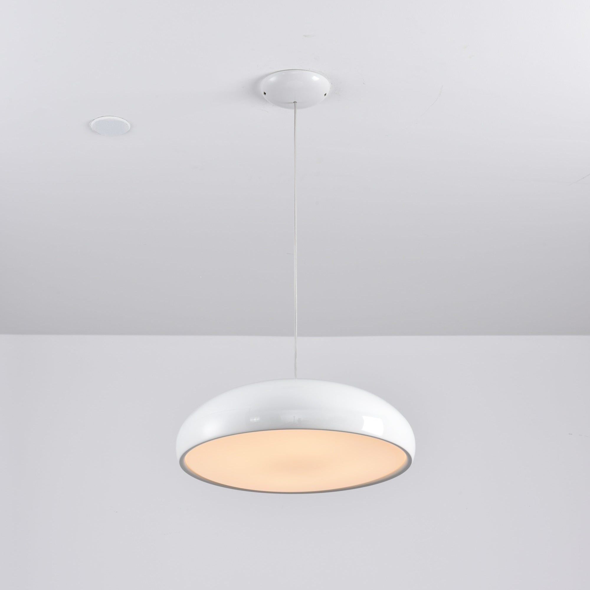 Lampă suspendată contemporană Pengen