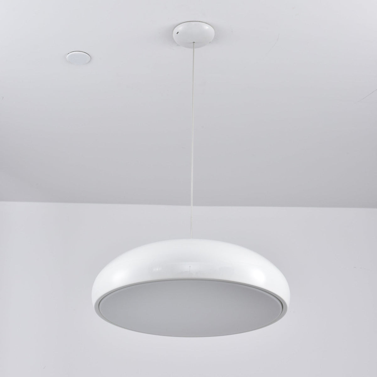 Lampă suspendată contemporană Pengen