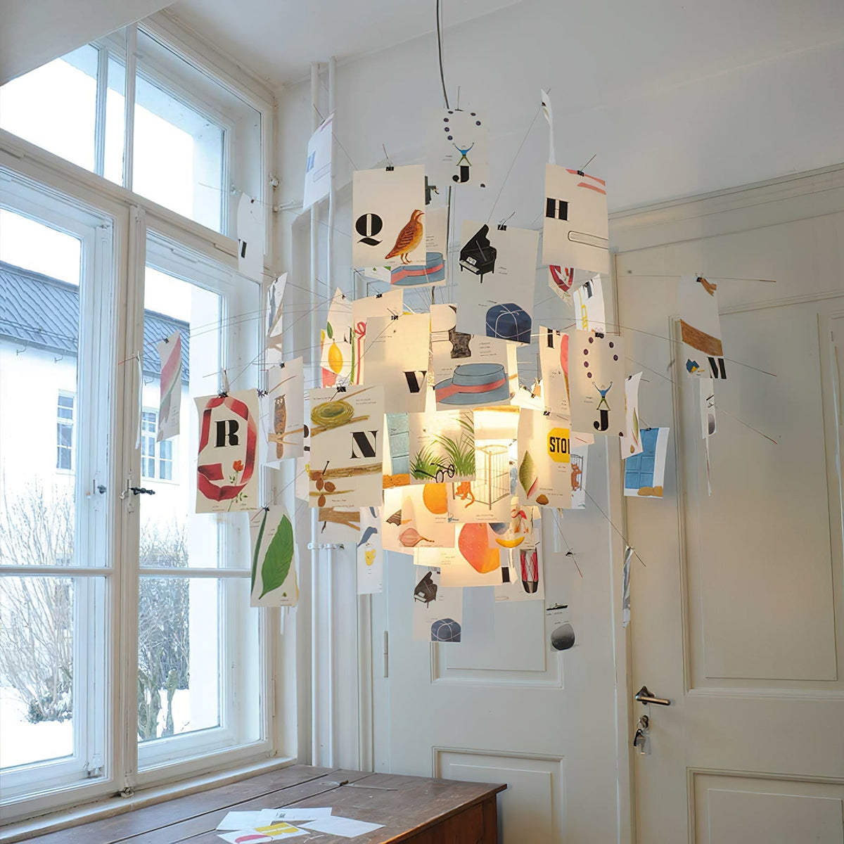 Papírový lustr — přizpůsobitelné umělecké panely DIY
