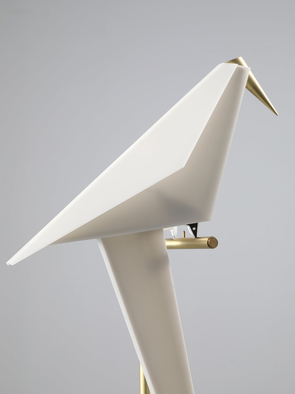 Lampada da tavolo a forma di gru di carta — design origami oscillante, LED a 3 colori, con spina, altezza di 25,6"