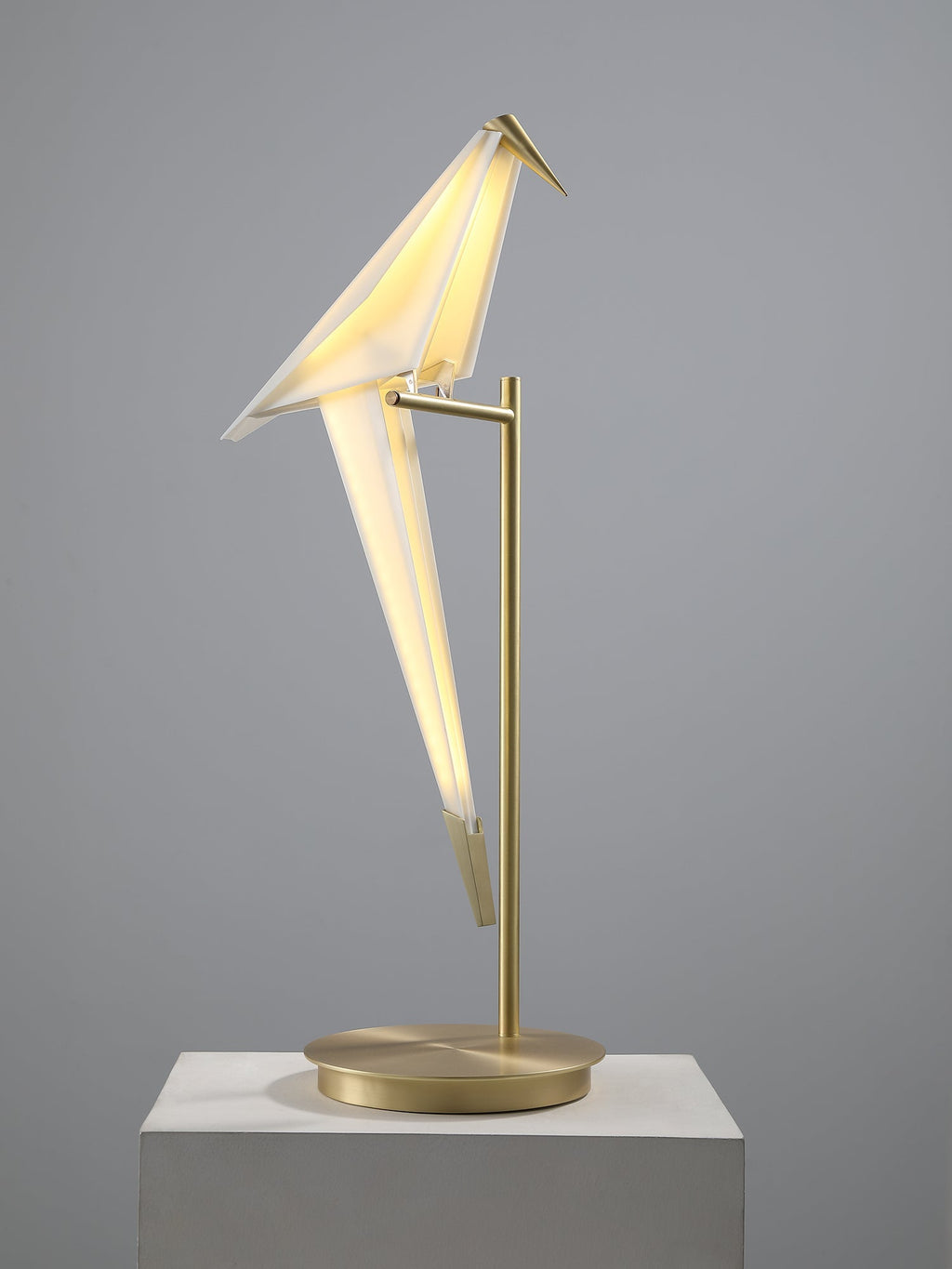 Lampada da tavolo a forma di gru di carta — design origami oscillante, LED a 3 colori, con spina, altezza di 25,6"