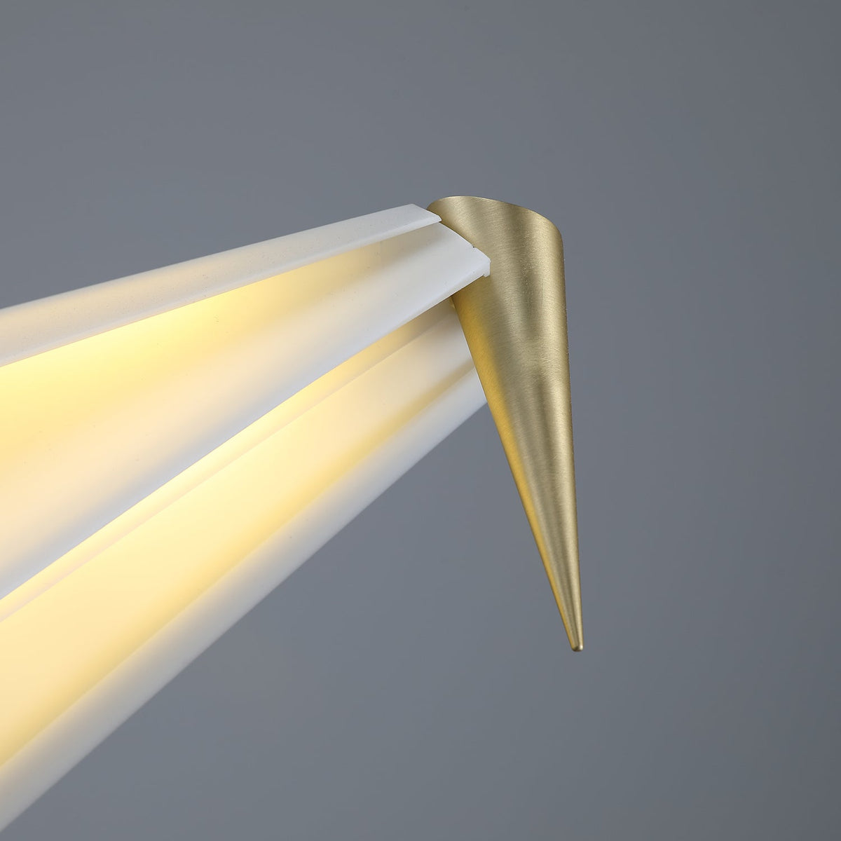 Lampada da tavolo a forma di gru di carta — design origami oscillante, LED a 3 colori, con spina, altezza di 25,6"