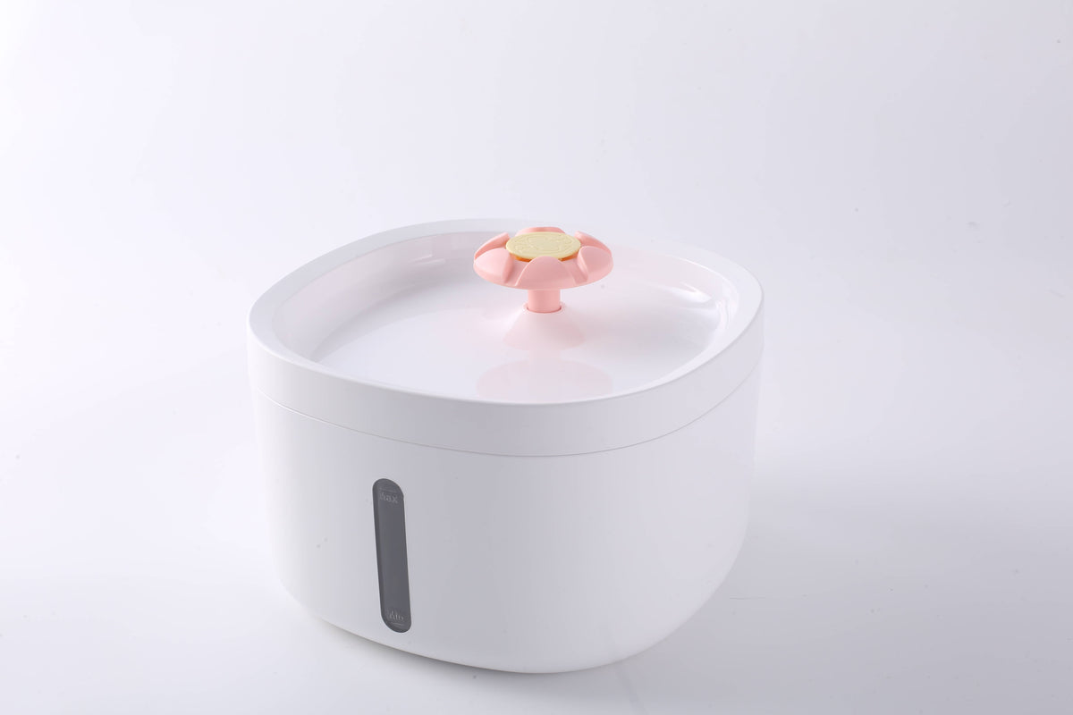 Trinkbrunnen für Haustiere mit LED-Anzeige und Blumendesign