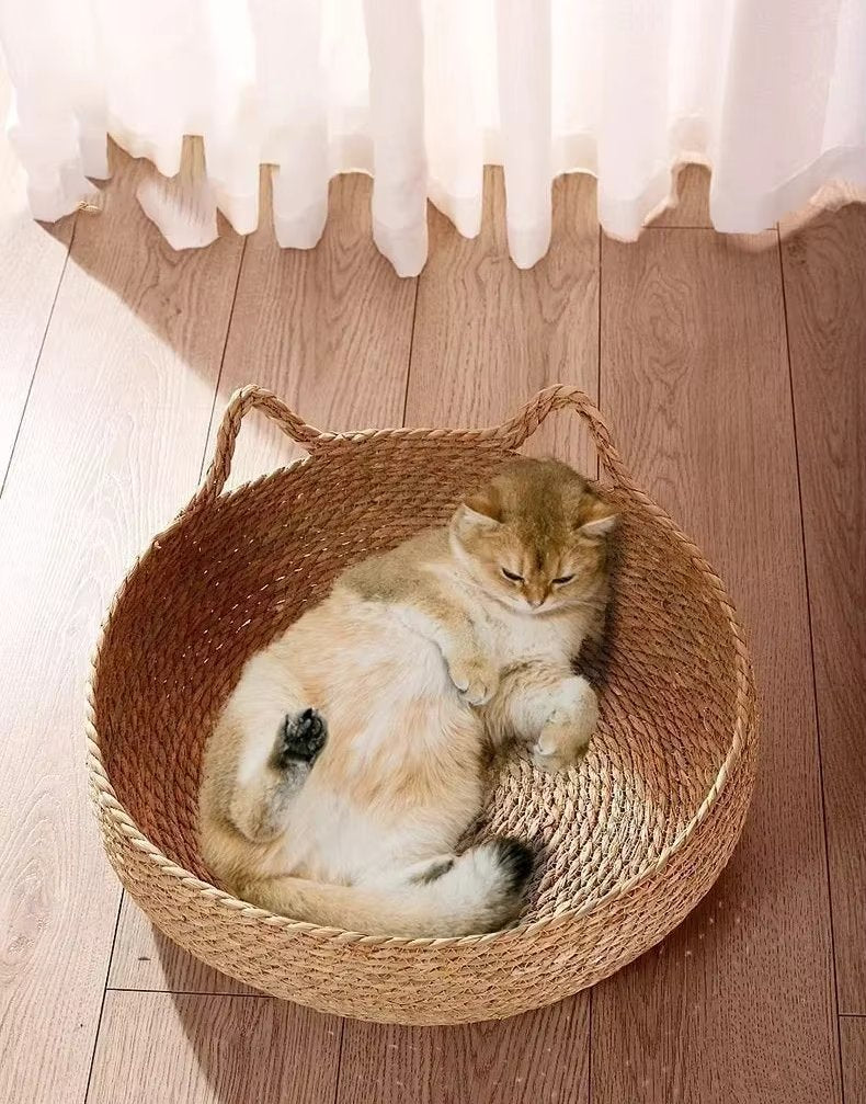 天然シーグラスを手編みしたクッション付き猫用ベッド