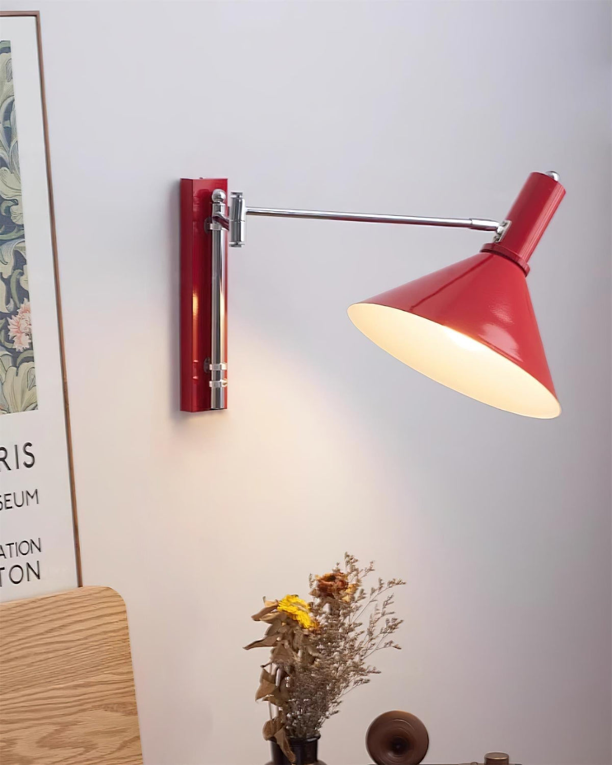 Lampada da parete con braccio metallico regolabile - Paralume rosso, attacco E26