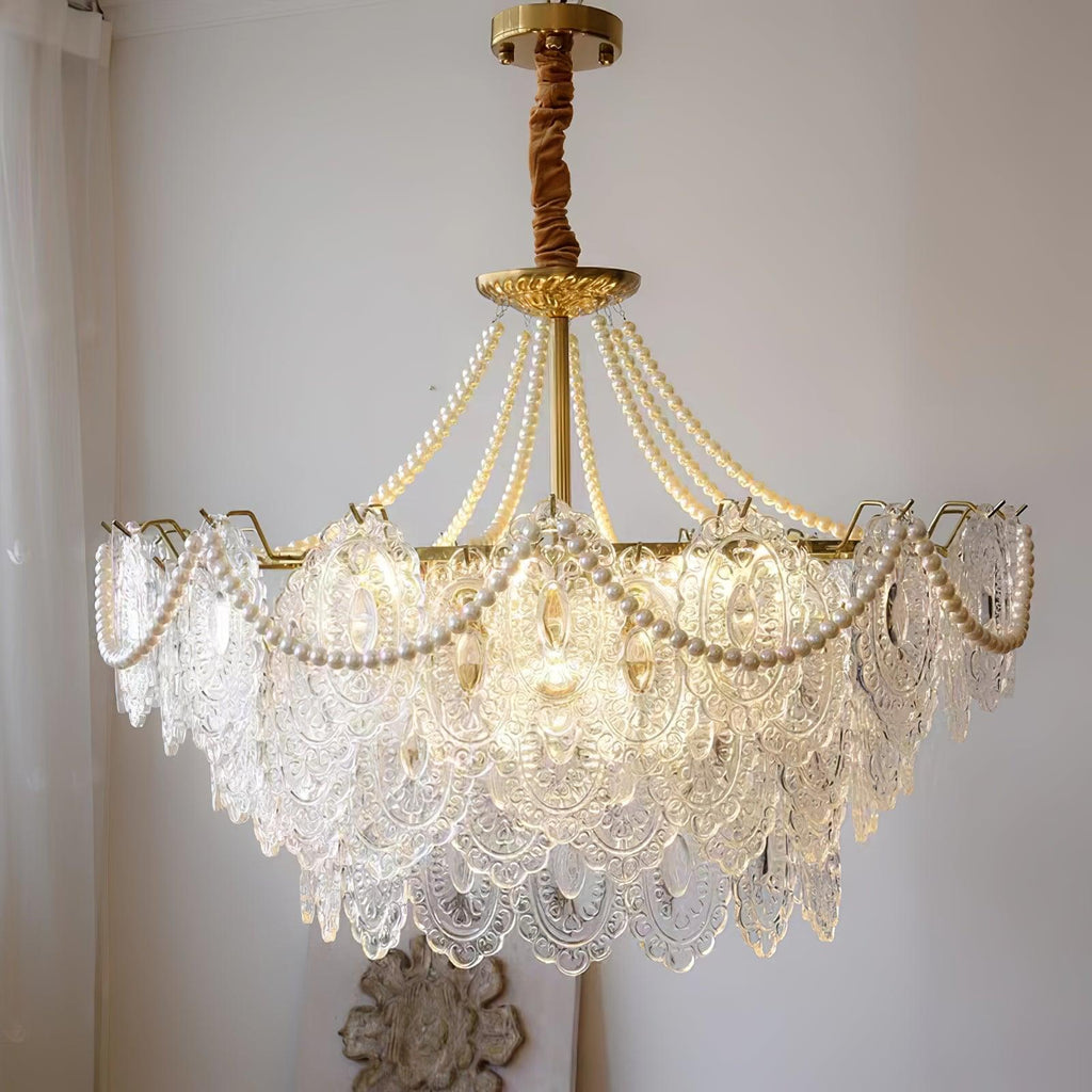 Perleglaslysekrone — moderne transparent pendeldesign