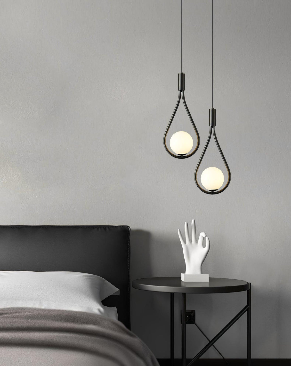 Moderna lampada a sospensione a goccia in ottone — Diametro 16cm