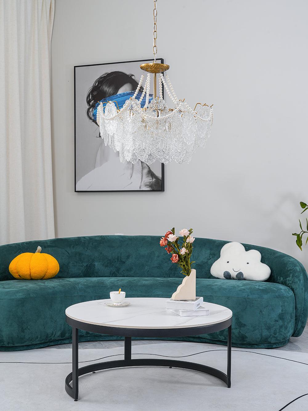 Perleglaslysekrone — moderne transparent pendeldesign