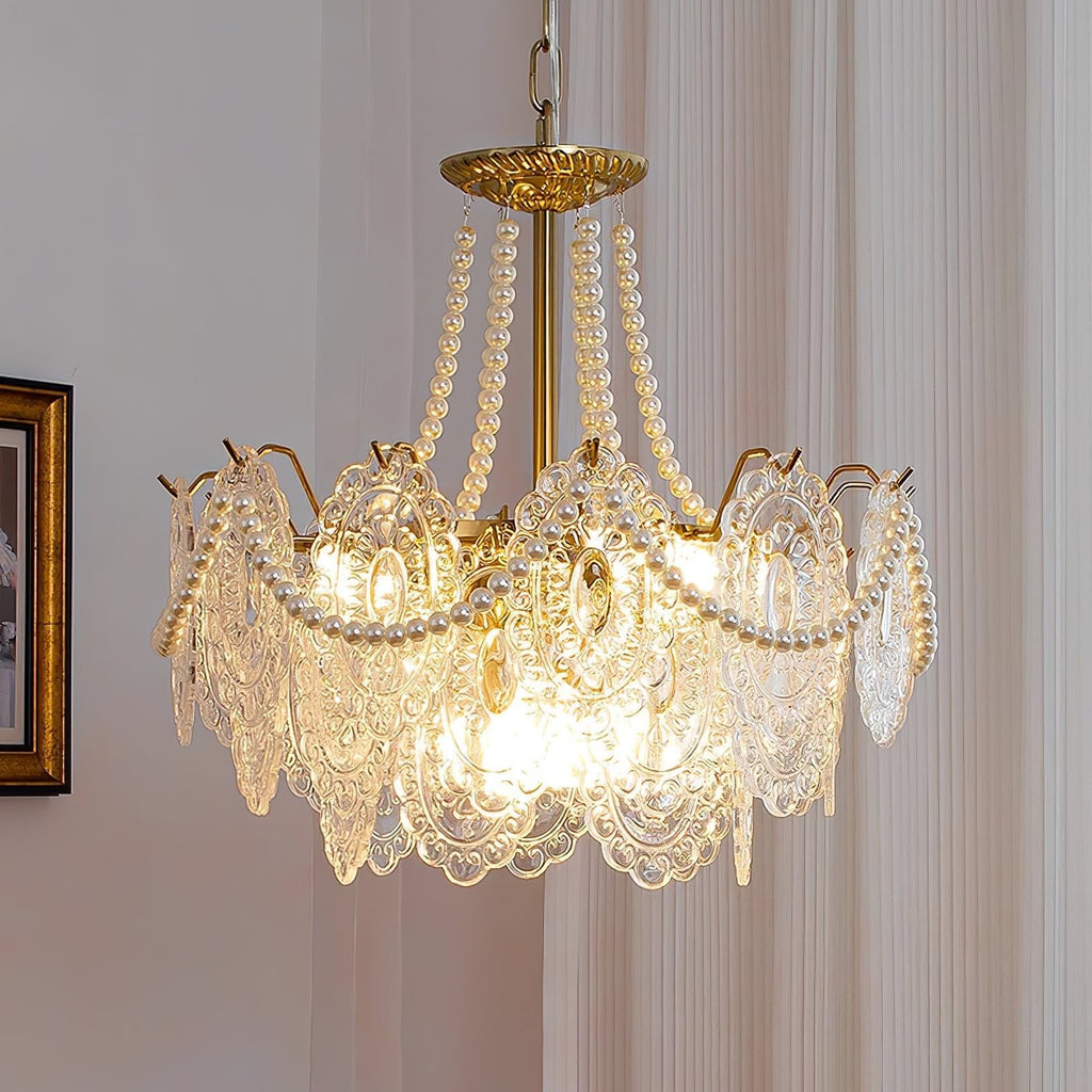 Perleglaslysekrone — moderne transparent pendeldesign