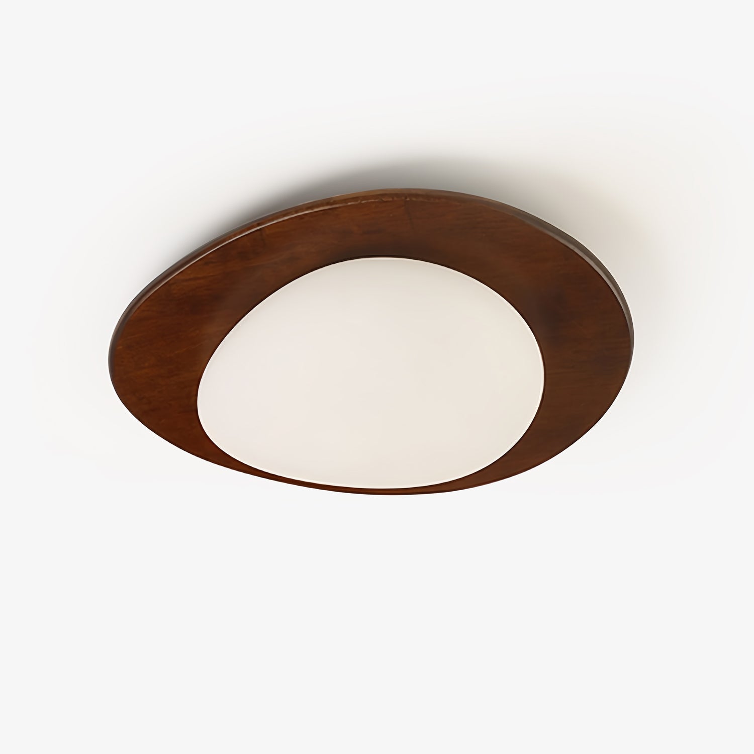Lampada da soffitto in legno dal design a ciottolo