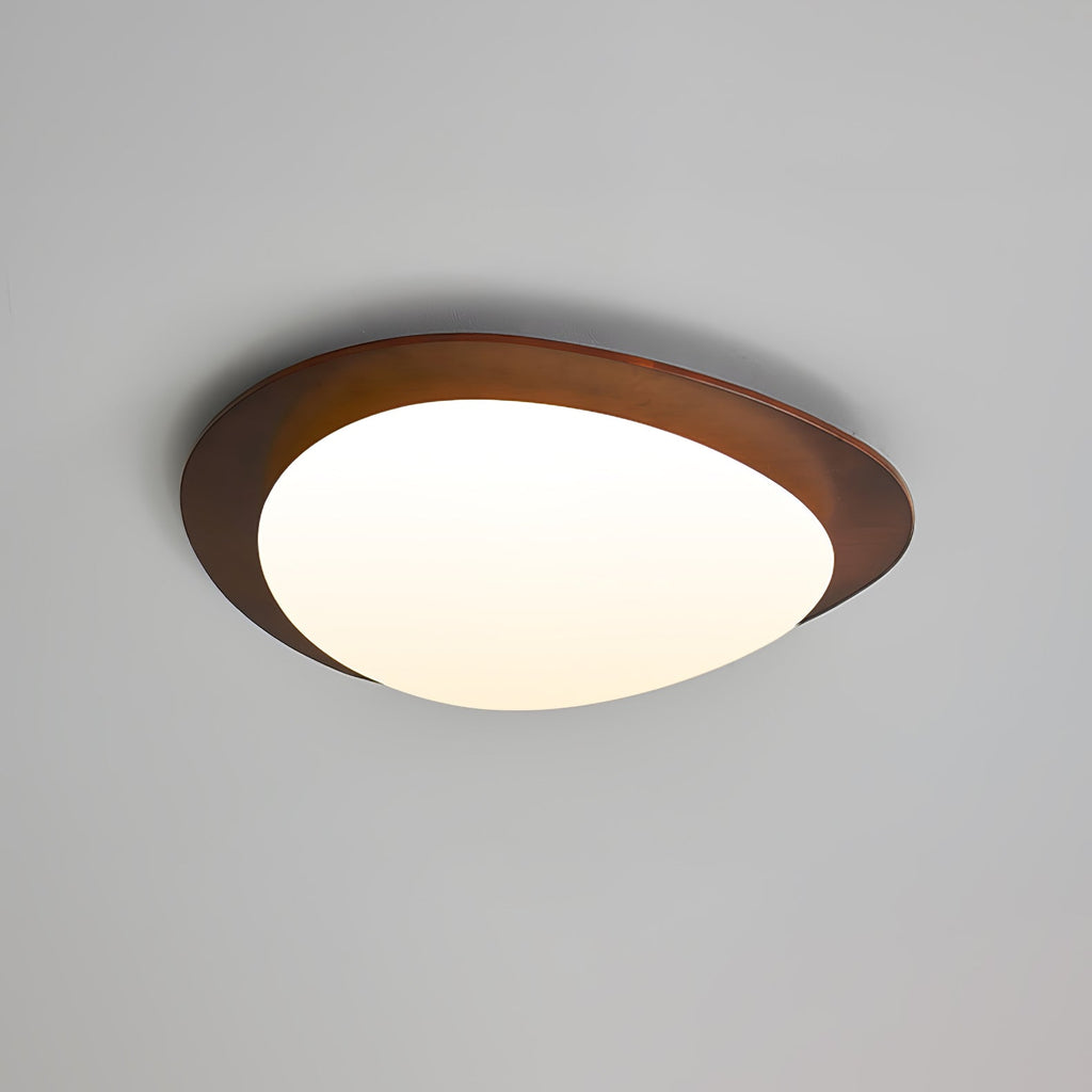 Lampada da soffitto in legno dal design a ciottolo