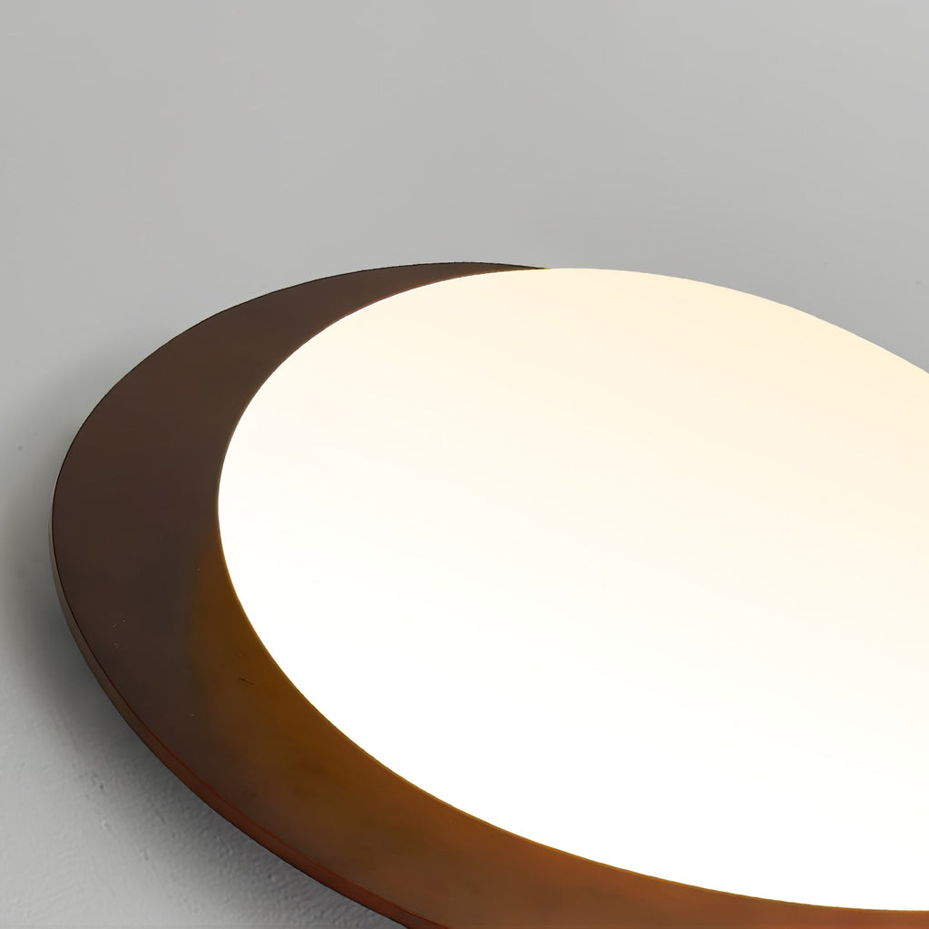 Lampada da soffitto in legno dal design a ciottolo