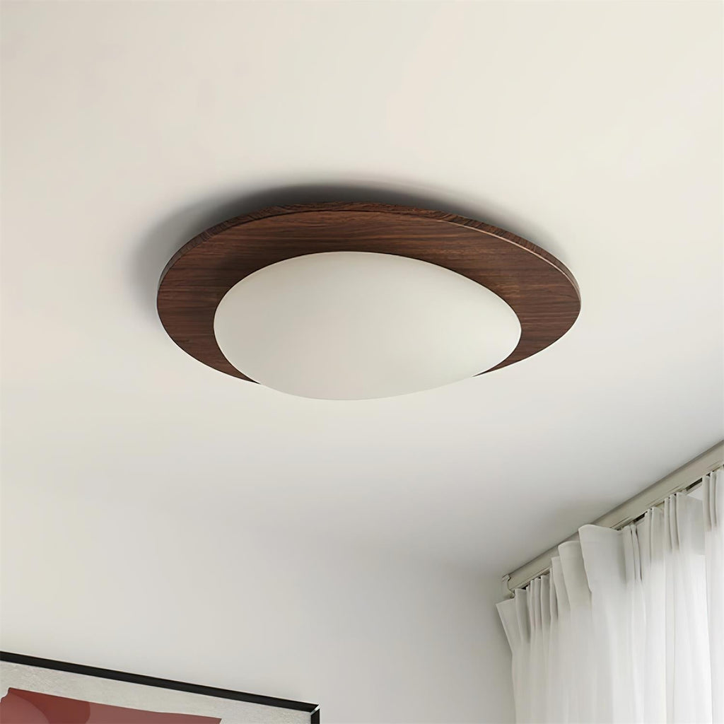 Lampada da soffitto in legno dal design a ciottolo