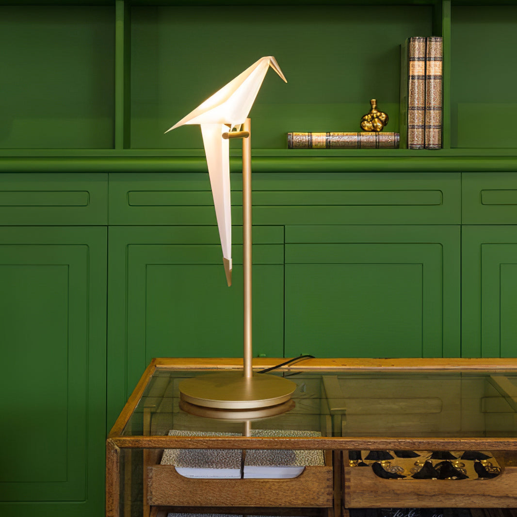Lampada da tavolo a forma di gru di carta — design origami oscillante, LED a 3 colori, con spina, altezza di 25,6"