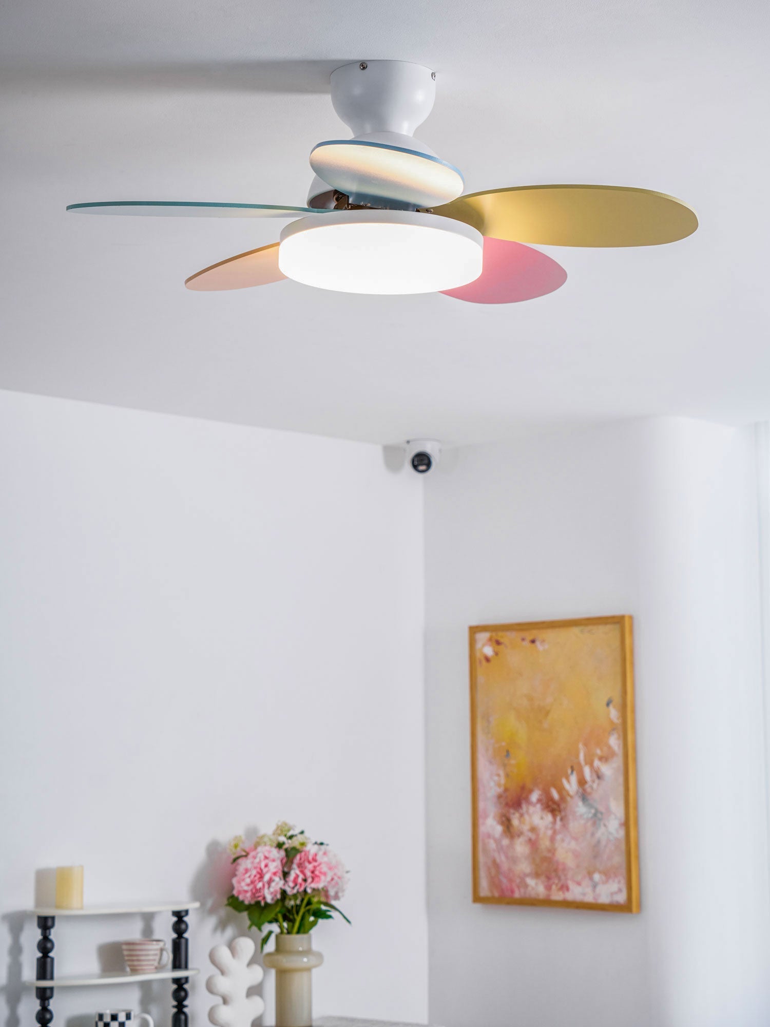 Ventoinha de teto Petalo — 35,4 pol. de diâmetro, luz de 60 W, efeito de madeira