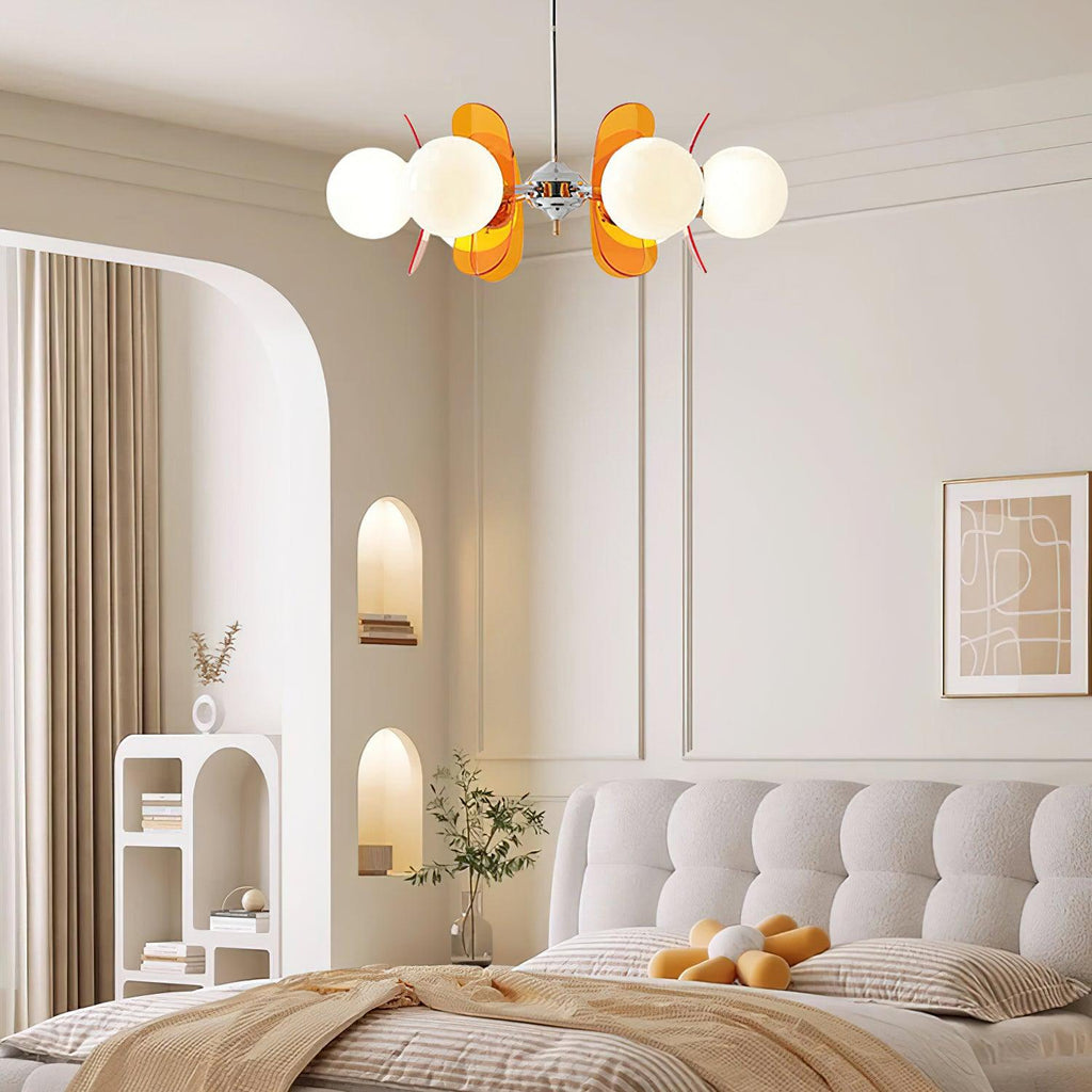 Elegantní fosforeskující lustr