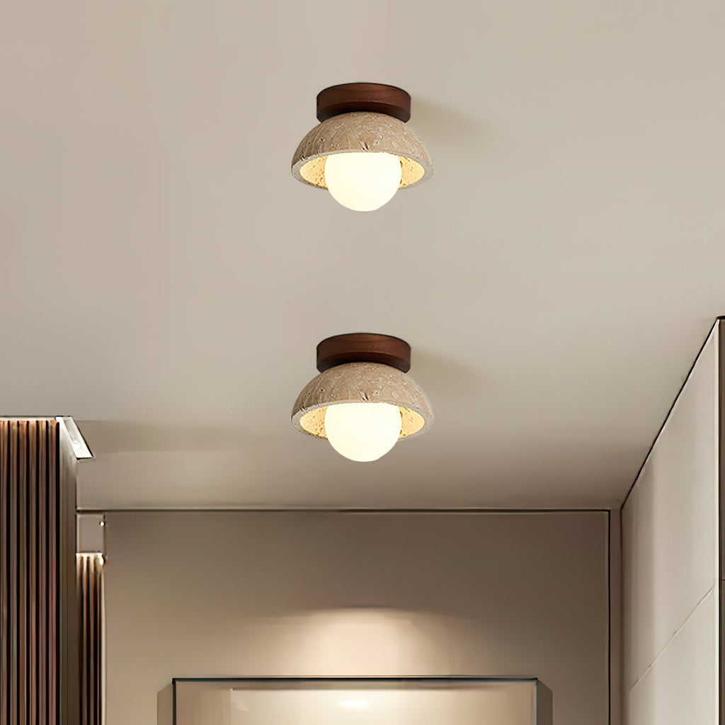 Ritta minimalistisk pendellampe i travertin — skulpturell design