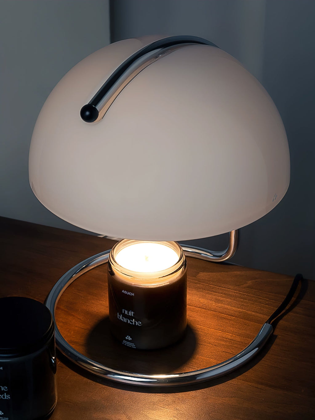 Nowoczesna lampa stołowa Pierre