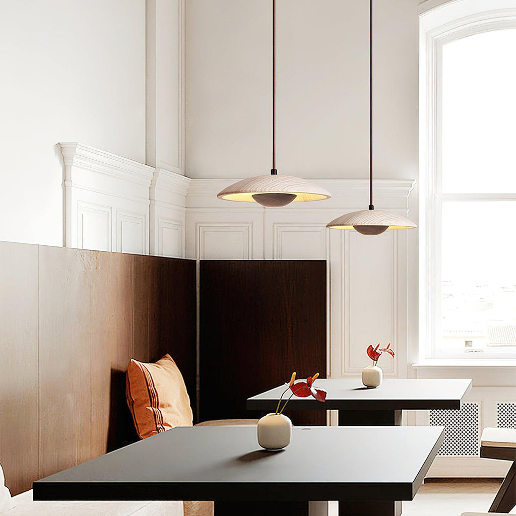 Závěsné svítidlo Plate Wabi-Sabi z travertinu — integrovaná LED 12 W, průměr 9.8 palce