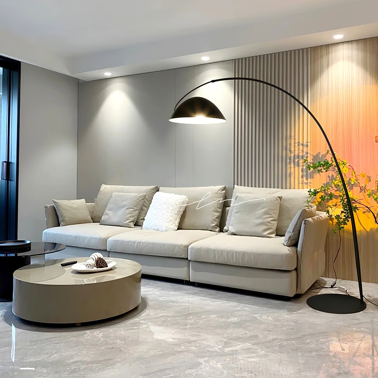 Verse Arc Floor Lamp — Swiveling Shade, Tapered Stem