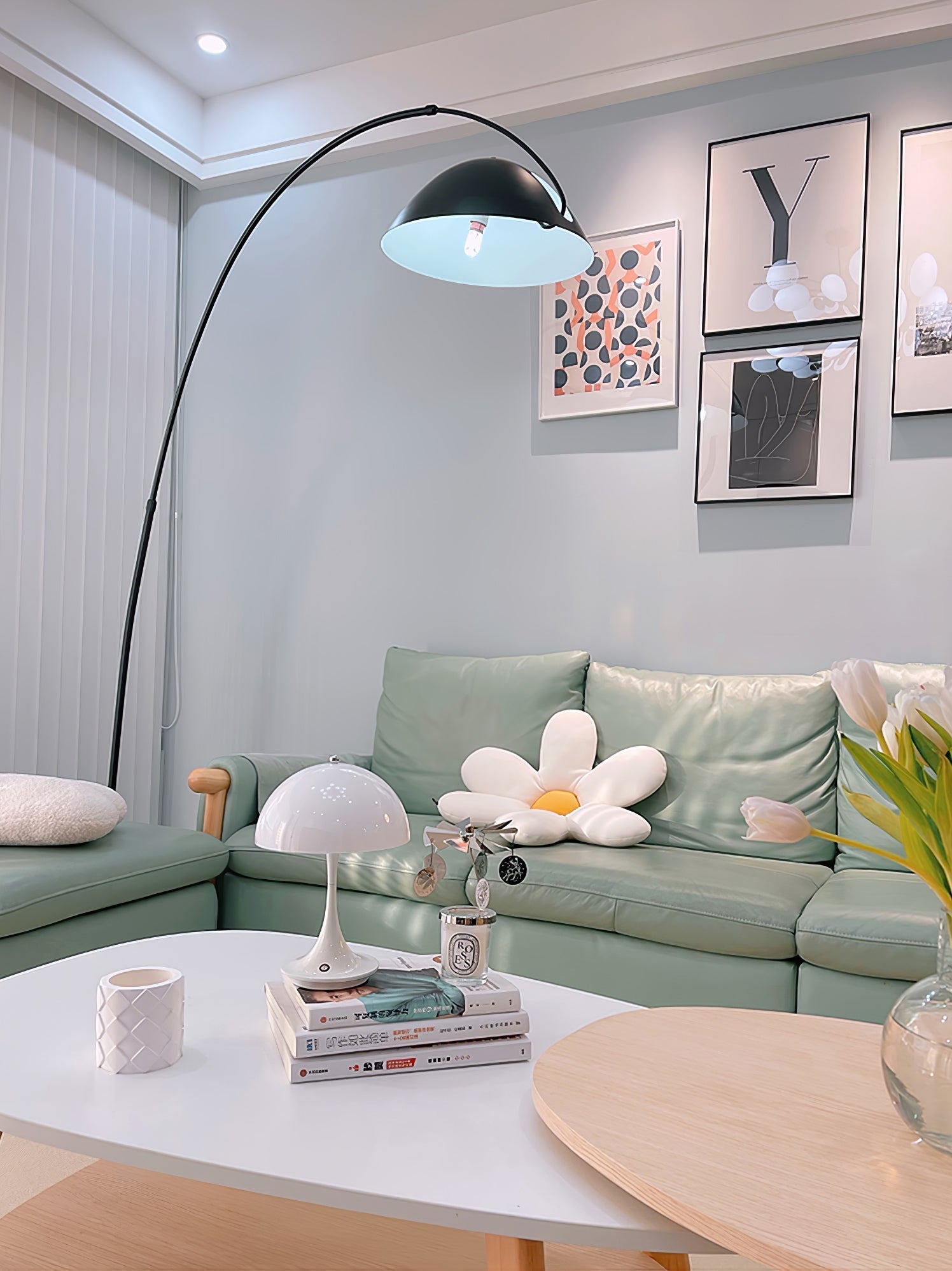 Verse Arc Floor Lamp — Swiveling Shade, Tapered Stem