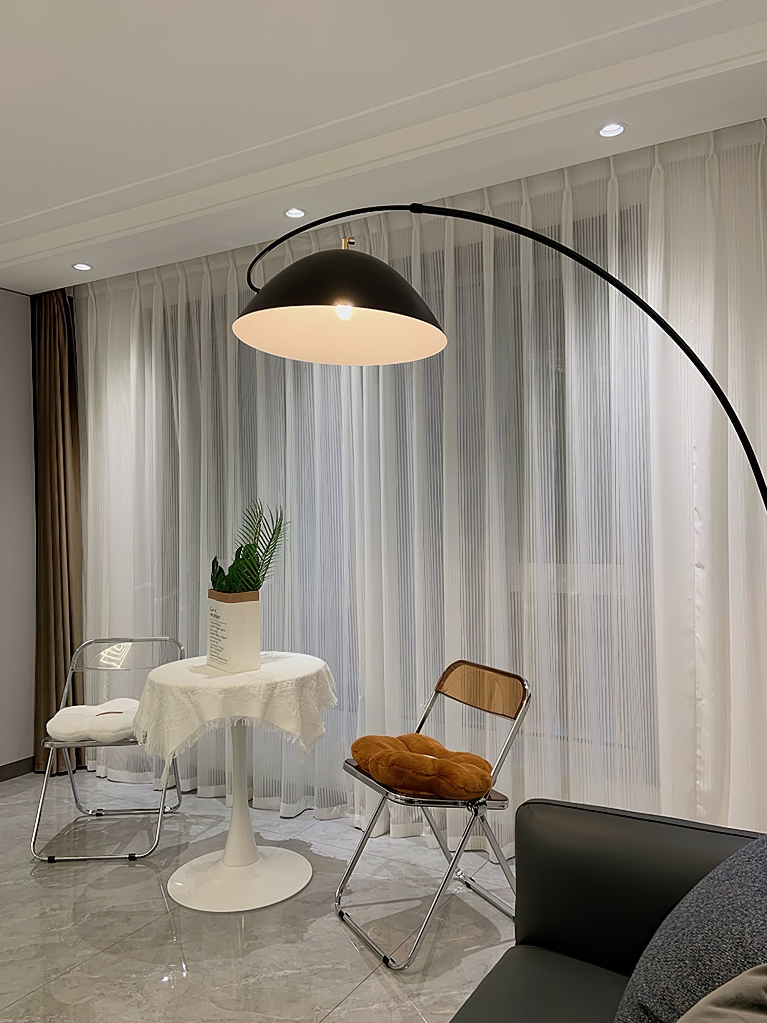 Verse Arc Floor Lamp — Swiveling Shade, Tapered Stem