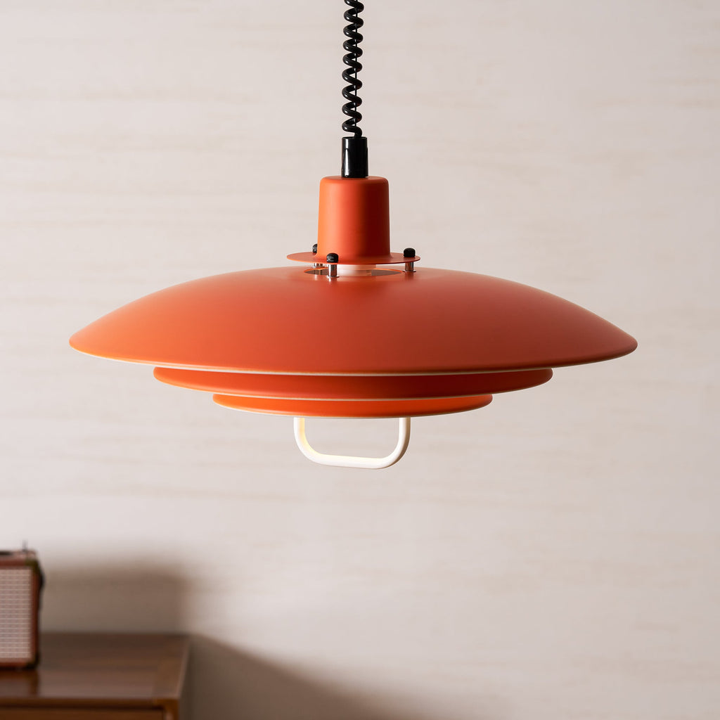 Lampă suspendată Poul — design cu trei abajururi concentrice