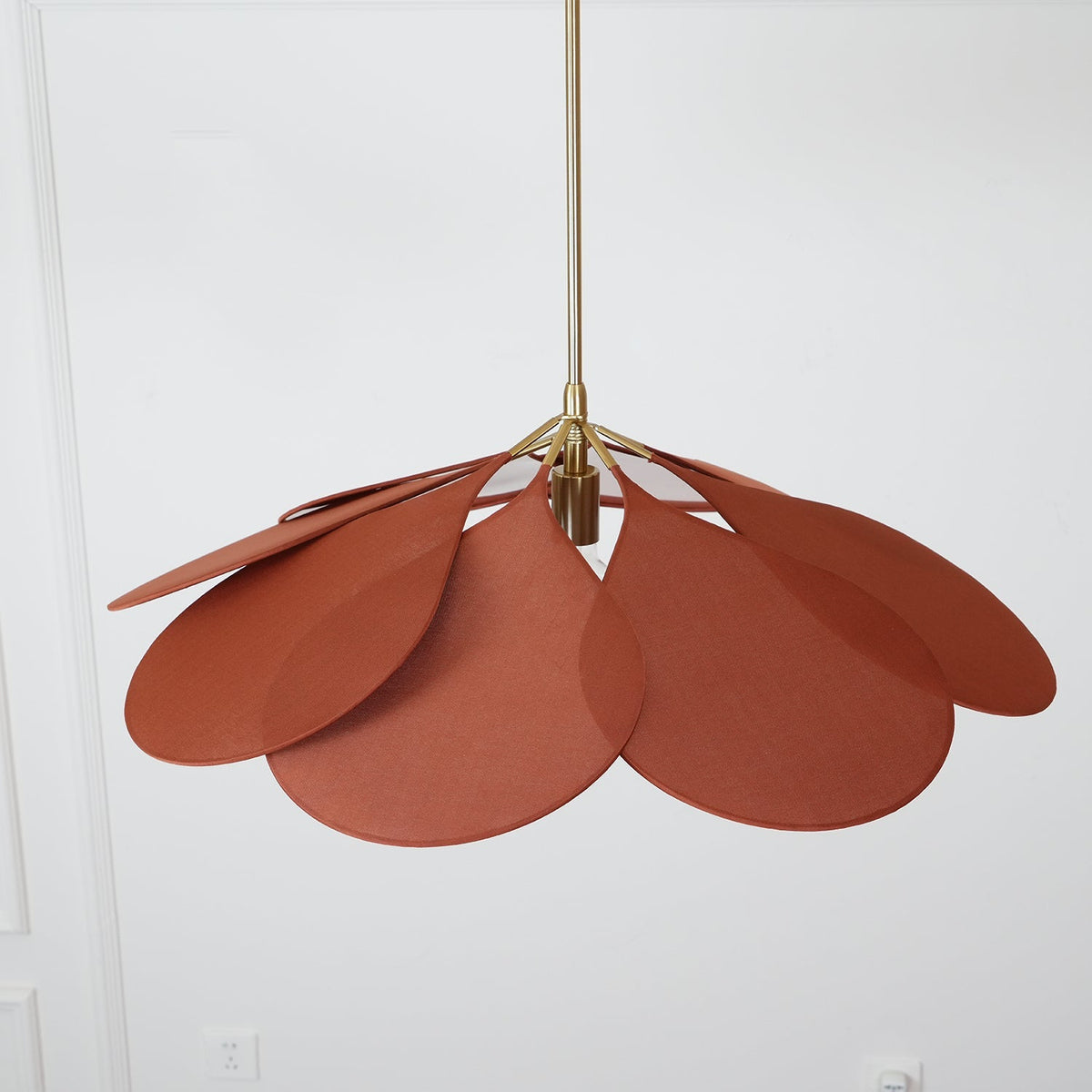 Precieuse-Petals-Pendelleuchte – Tropfenform, hängender Diffusor