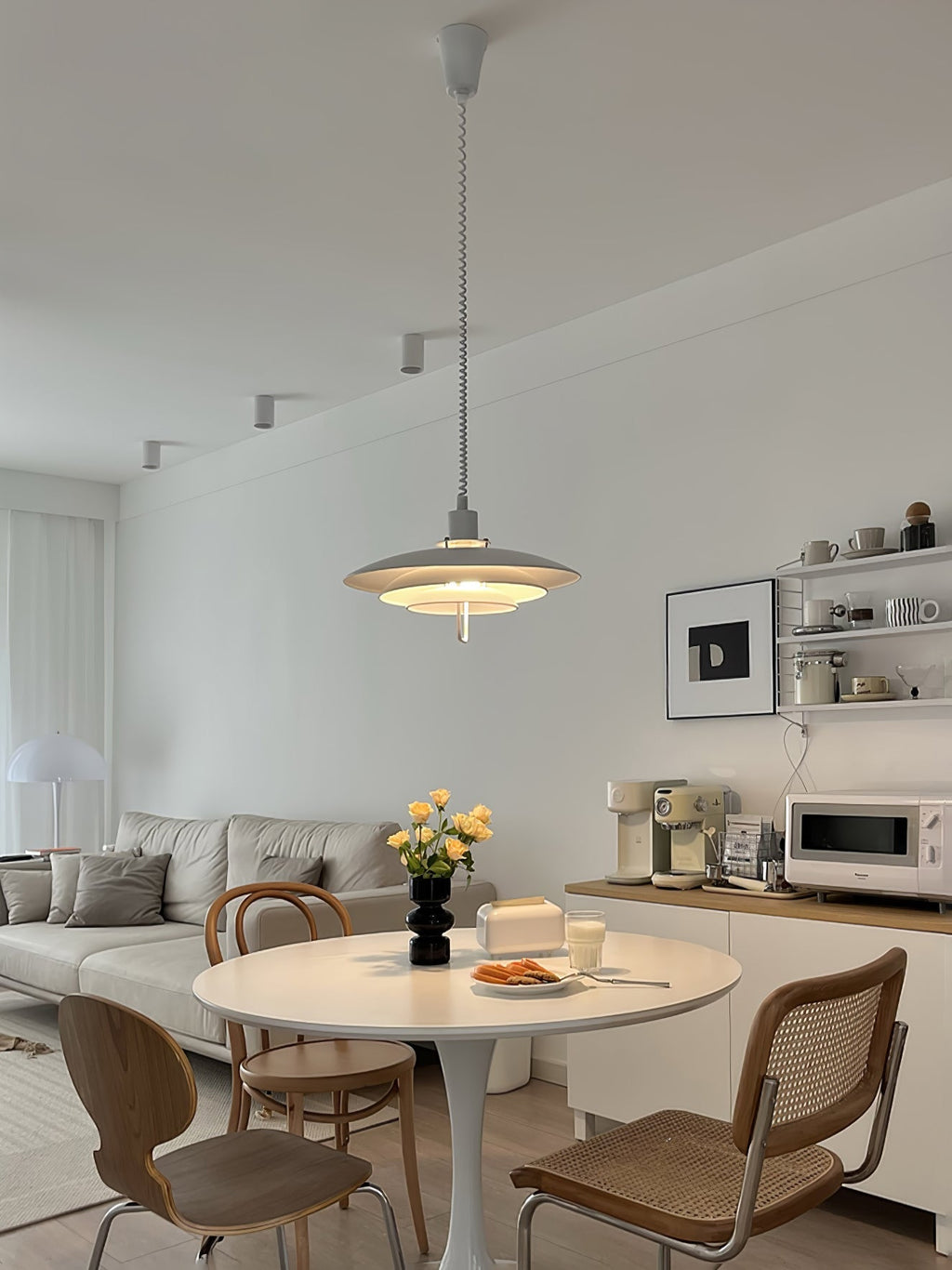 Lampă suspendată Poul — design cu trei abajururi concentrice