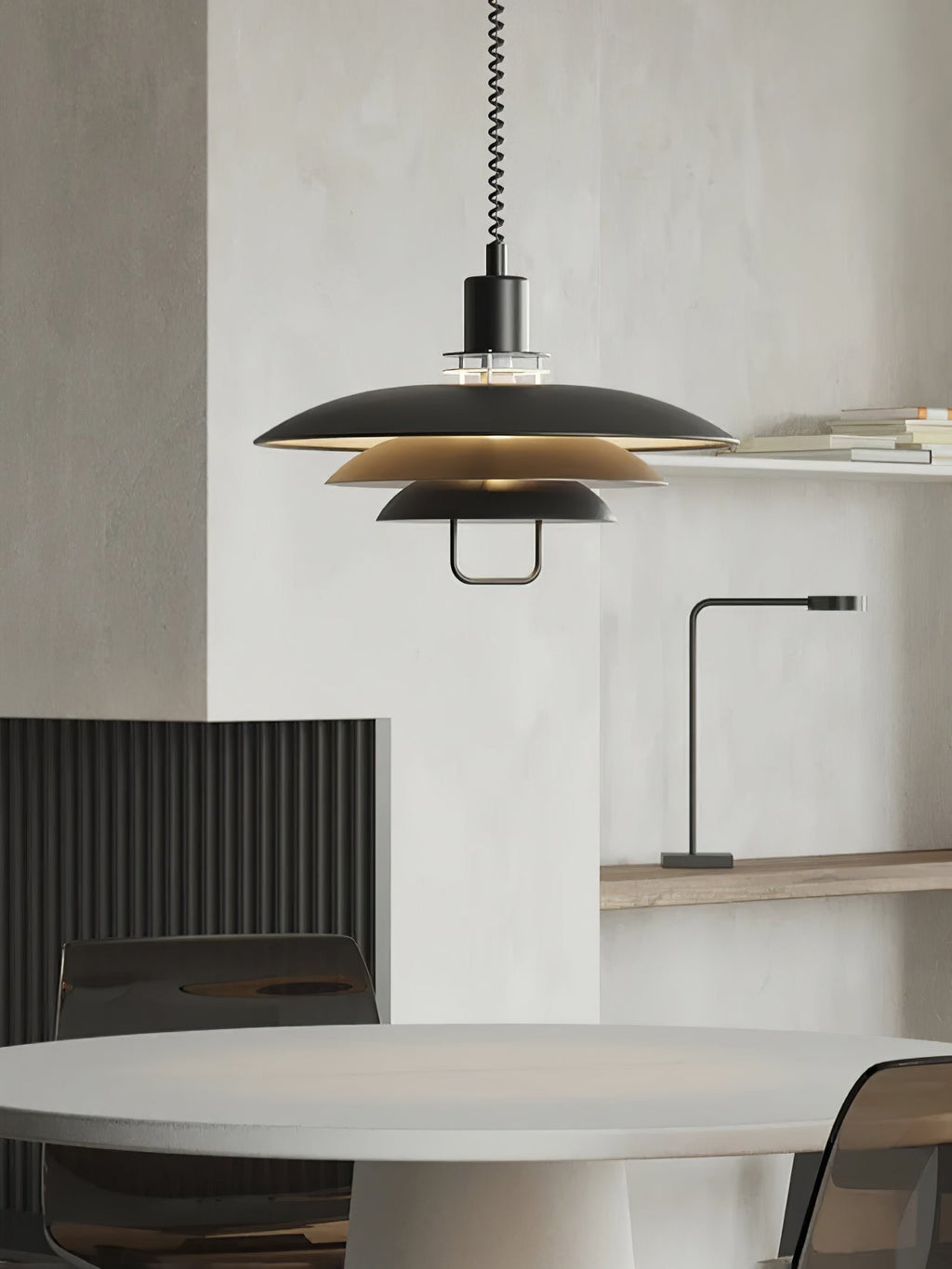 Lampă suspendată Poul — design cu trei abajururi concentrice