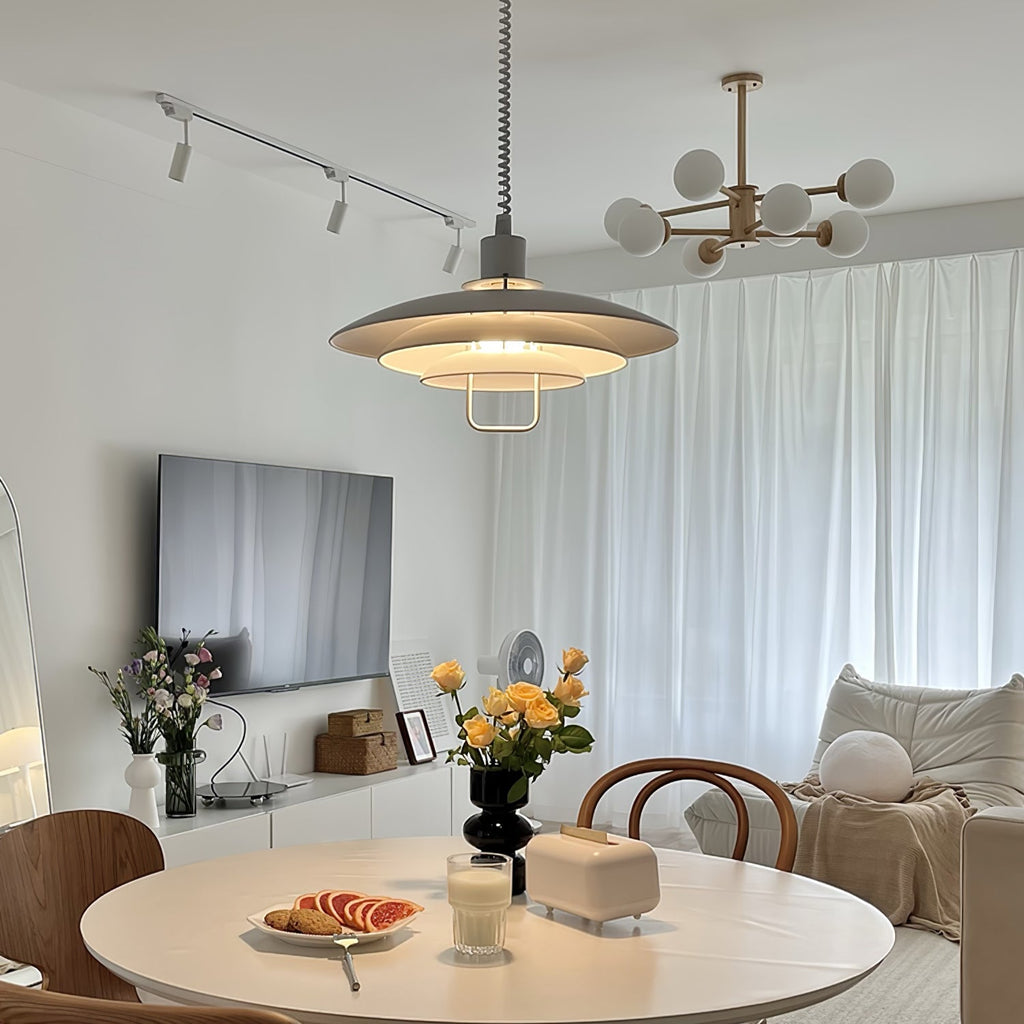 Lampă suspendată Poul — design cu trei abajururi concentrice