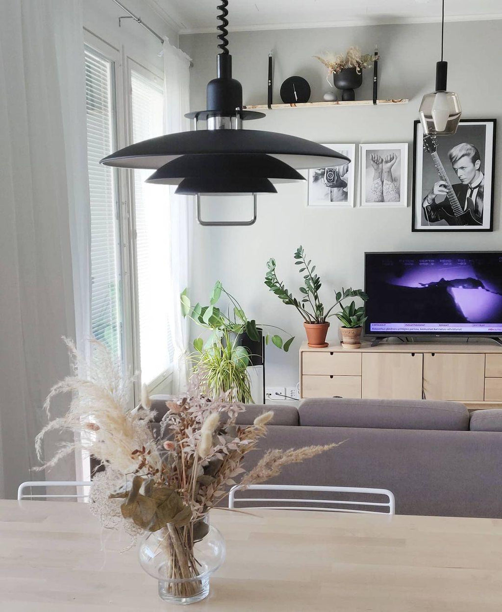 Lampă suspendată Poul — design cu trei abajururi concentrice