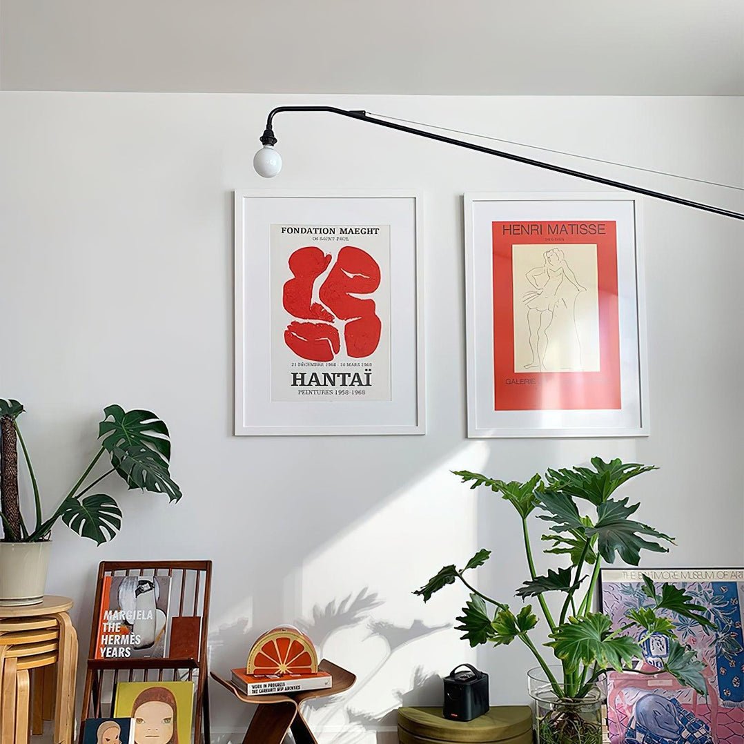 Candeeiro de parede Prouve Petite Potence — Rotação horizontal, braço ajustável