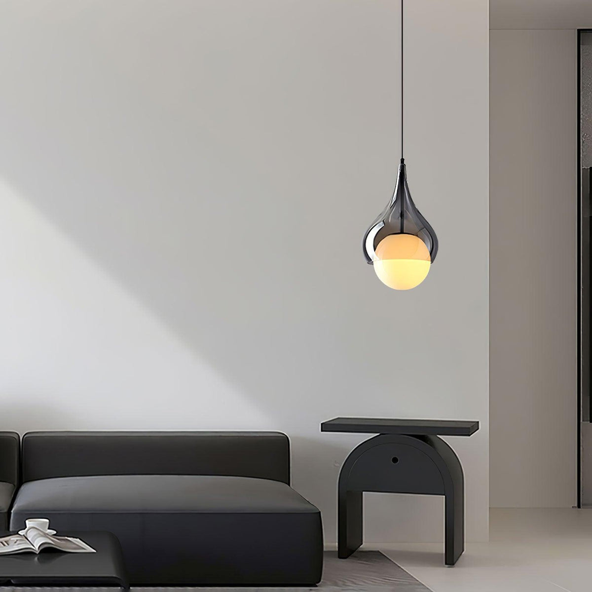 Glas-Pendelleuchte — Elegantes Tropfendesign