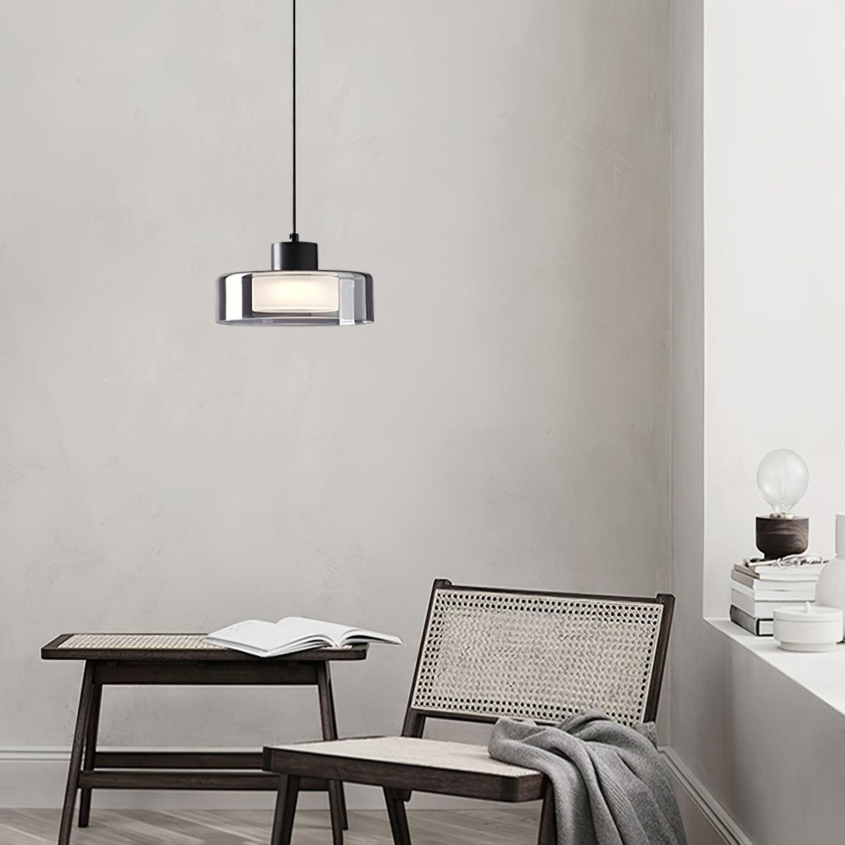 Glas-Pendelleuchte — Elegantes Tropfendesign