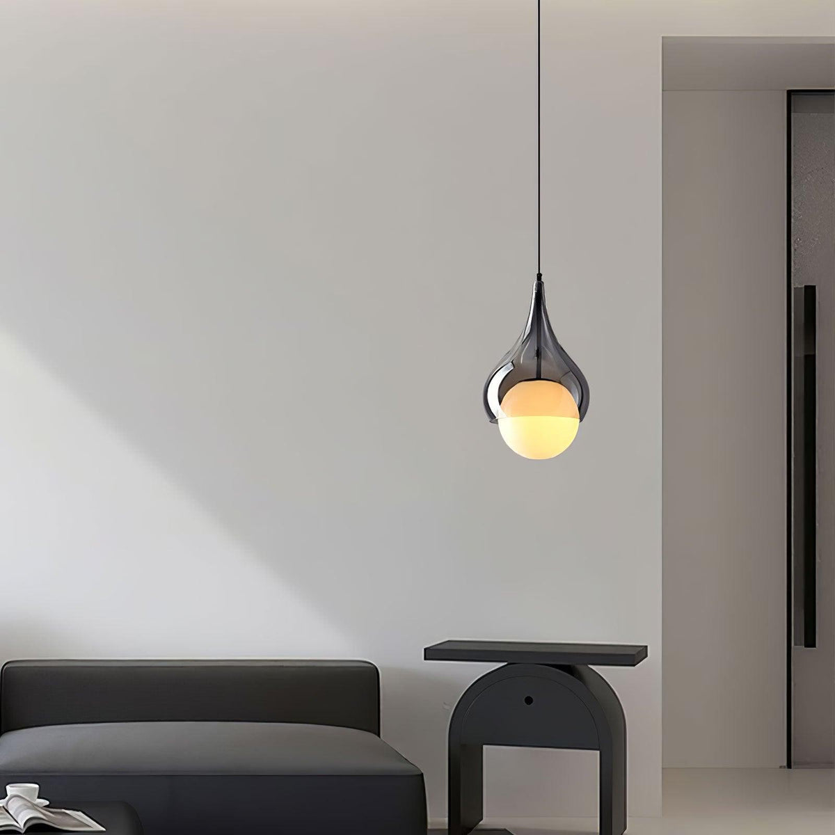 Glas-Pendelleuchte — Elegantes Tropfendesign
