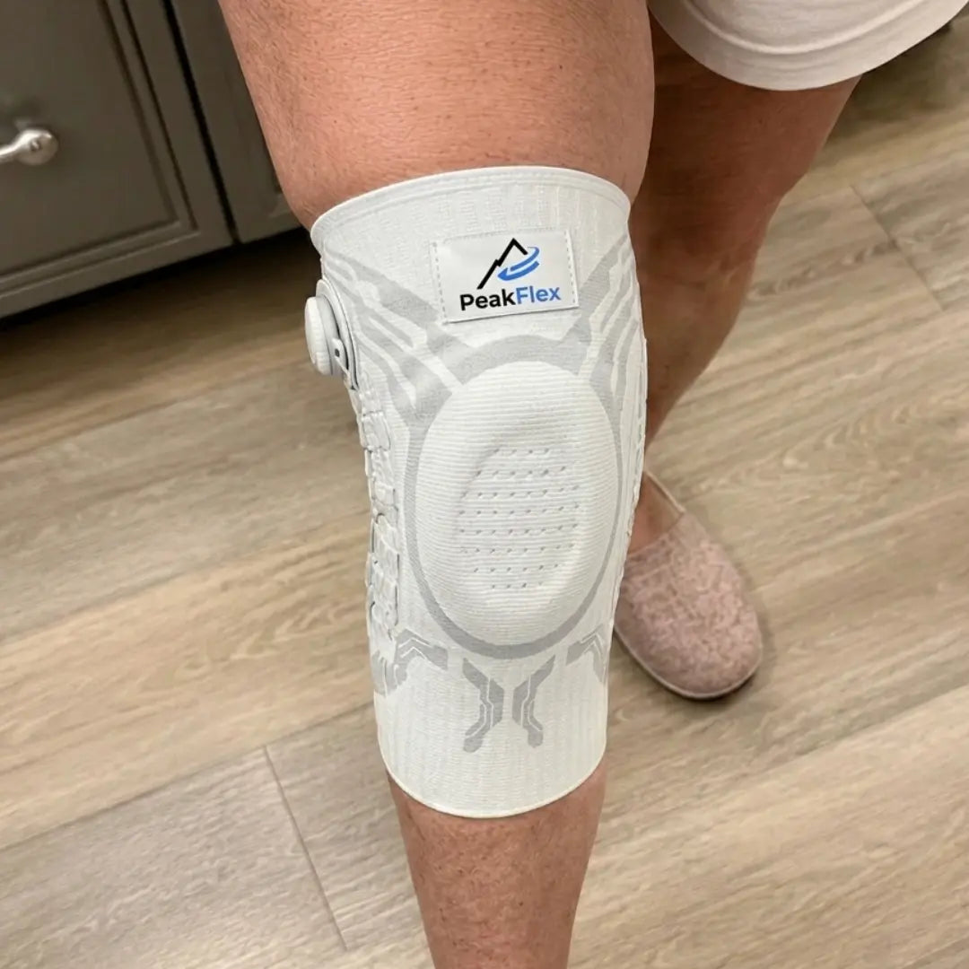 Close-up of the knee sleeve with dial worn on a bare leg