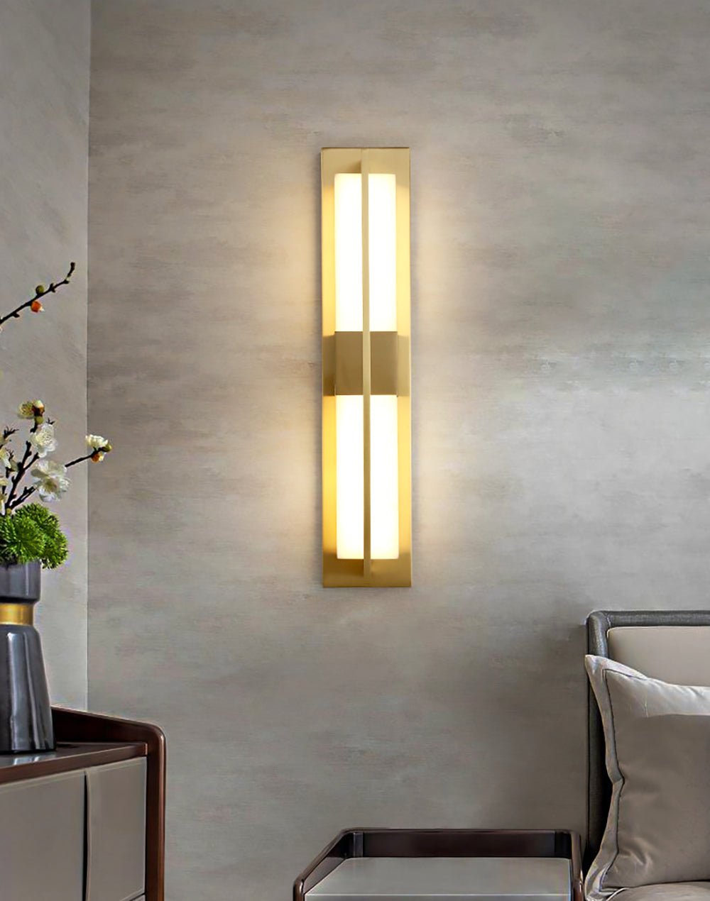 Lampada da parete LED Caspian in alabastro e ottone