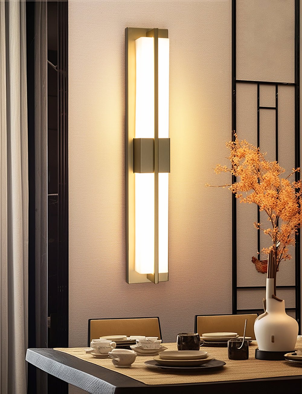 Lampada da parete LED Caspian in alabastro e ottone